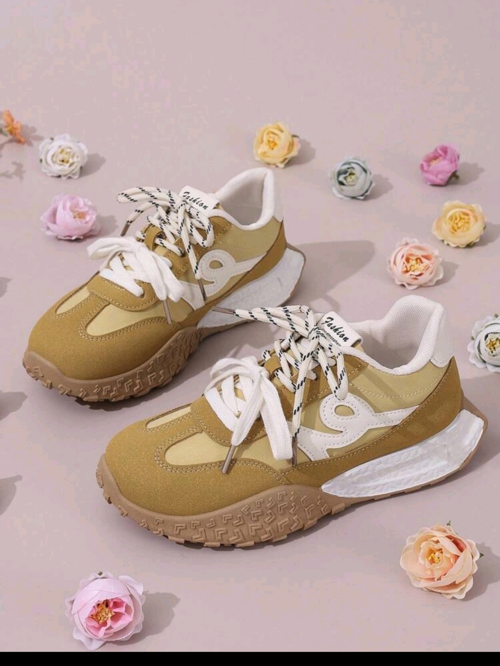 Women’s Casual Tan & White Fashion Sneakers